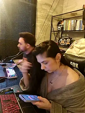 Snapshot of CoelhinhaGostosa chatting on 12/05/25, 08:23 CoelhinhaGostosa online show from 12/05/25, 08:23