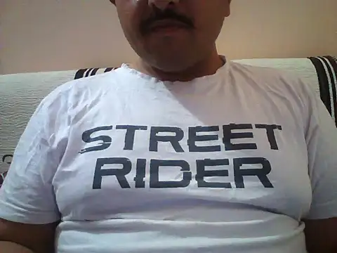 Akhil3290 online show from 04/16/26, 03:24