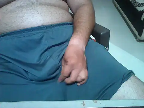 Snapshot of Akhil3290 chatting on 06/26/26, 04:55 Akhil3290 online show from 06/26/26, 04:55