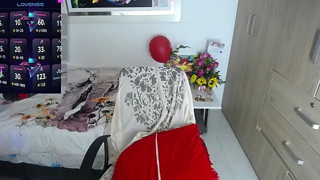 miajoseph  online show from 02/13/25, 03:39