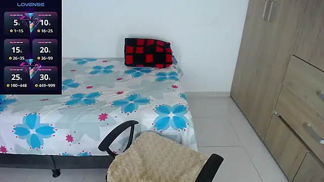 miajoseph  online show from 09/28/25, 04:29