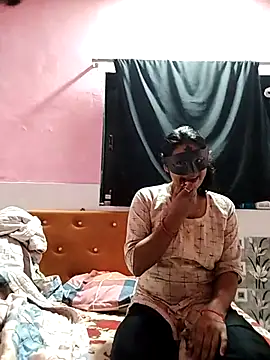 Shivani Mumbai85 online show from 02/14/25, 03:22