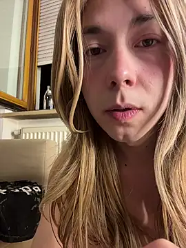 Snapshot of See_my_Boobs_ chatting on 11/16/25, 09:53 See my Boobs online show from 11/16/25, 09:53