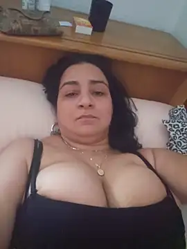 paulinaDiaz1 online show from 06/24/26, 12:59