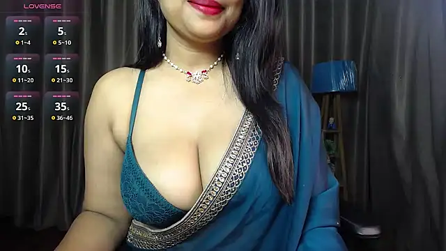 Snapshot of _Kamakshi chatting on 07/10/26, 05:59 Kamakshi online show from 07/10/26, 05:59