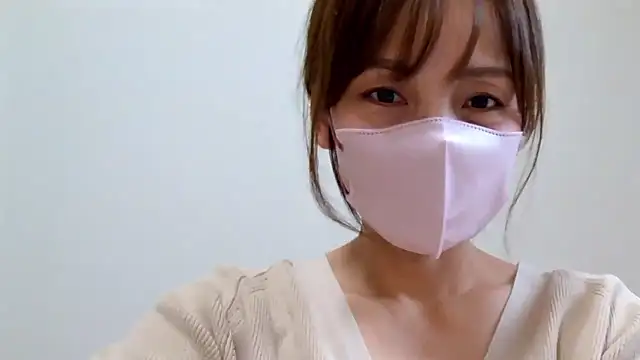 caro-caro online show from 10/03/25, 01:57