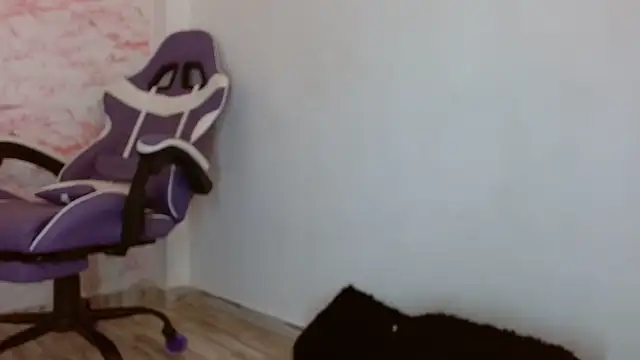 anahi  s online show from 10/01/25, 08:37