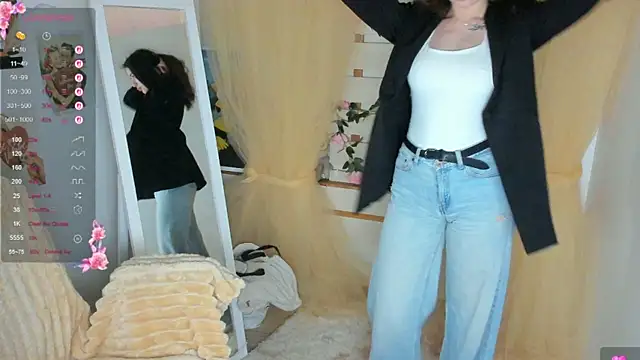 Bella XO online show from 05/13/26, 06:44