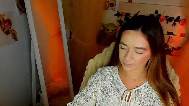 Bella XO online show from 07/03/26, 12:00