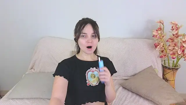 Ellie Sunset online show from 01/14/25, 08:41