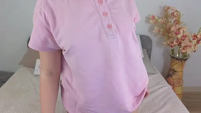 Ellie Sunset online show from 02/06/25, 05:19