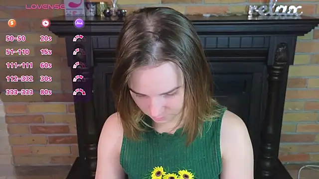 Snapshot of Ellie_Sunset chatting on 07/25/26, 08:45 Ellie Sunset online show from 07/25/26, 08:45