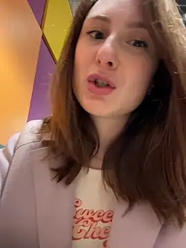 Dina Tease online show from 04/05/26, 11:18