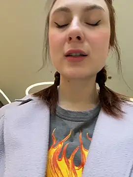 Dina Tease online show from 04/06/26, 11:22