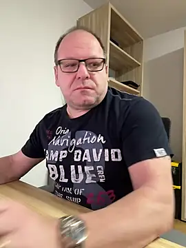 coupleLatinaLovers online show from 02/17/25, 05:58