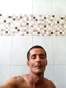 morenogato100 online show from 12/21/25, 03:08