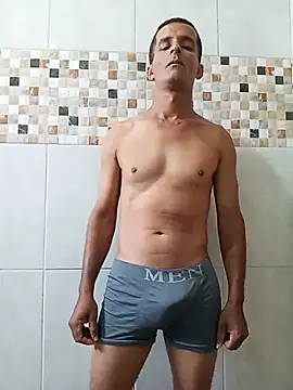 morenogato100 online show from 06/24/26, 11:20