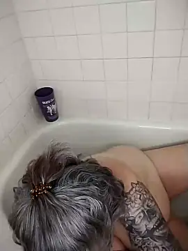 GraceHenderson online show from 02/27/25, 06:53