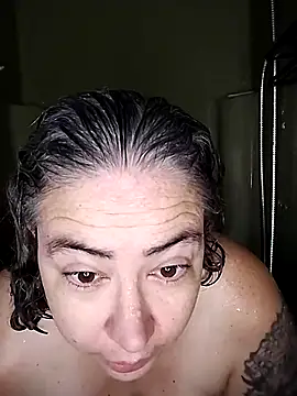 GraceHenderson online show from 10/31/25, 06:53