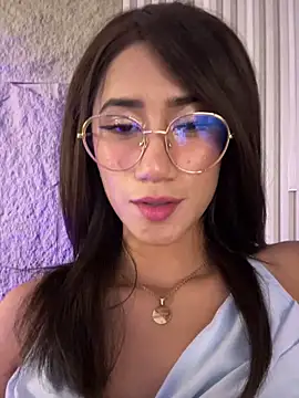 Snapshot of KaitlynLoveCam chatting on 06/22/26, 11:02 KaitlynLoveCam online show from 06/22/26, 11:02
