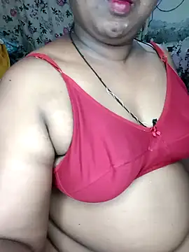 Snapshot of niketa__ chatting on 12/10/24, 05:22 niketa online show from 12/10/24, 05:22