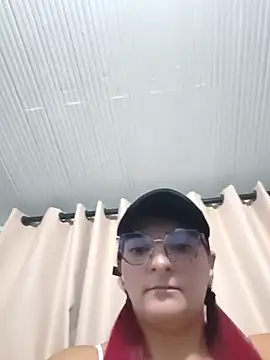 Snapshot of SHARAONELOVE chatting on 02/05/26, 02:27 SHARAONELOVE online show from 02/05/26, 02:27