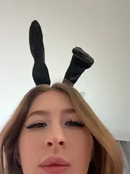 your girl next door online show from 02/08/26, 02:31