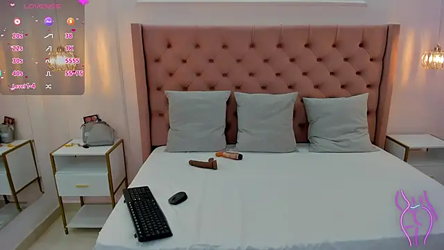 Snapshot of chloe_zulay chatting on 01/15/25, 04:25 chloe zulay online show from 01/15/25, 04:25