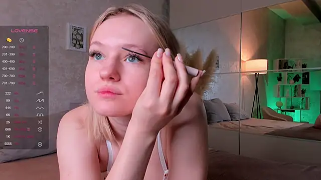 MaydaFoulk online show from 02/07/25, 01:04