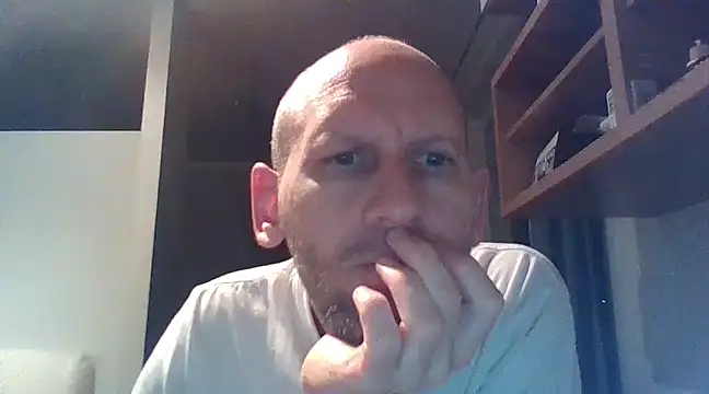 MrPearlsLive online show from 12/02/24, 06:43