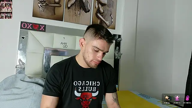 Sexy Alejandro  online show from 02/15/25, 11:50