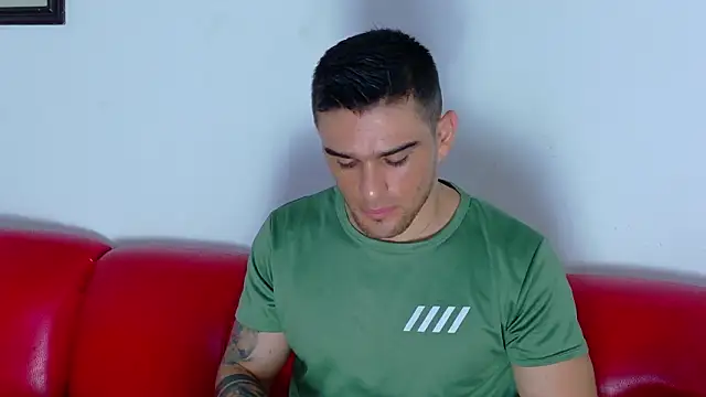 Sexy Alejandro  online show from 02/16/26, 05:20