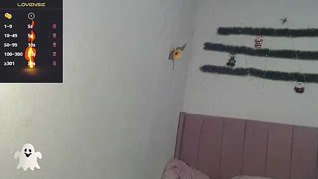 dannaberlin 0 online show from 11/29/25, 02:53