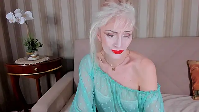 Rita Farel online show from 02/06/25, 02:44