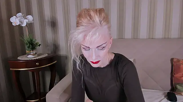 Rita Farel online show from 03/11/26, 09:21