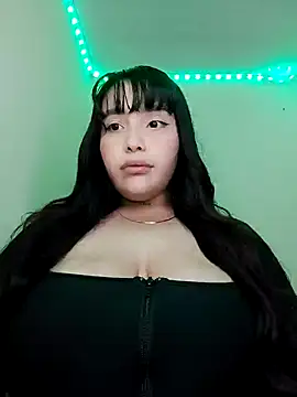 jacksyangeel2 online show from 04/13/26, 04:07