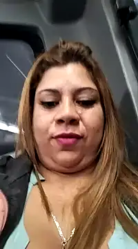 Snapshot of Laura-Hernandez chatting on 01/23/25, 01:19 Laura-Hernandez online show from 01/23/25, 01:19