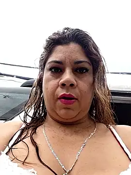 Laura-Hernandez online show from 01/06/26, 03:16