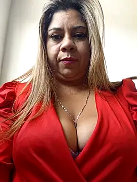 Laura-Hernandez online show from 02/05/26, 02:00