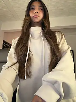 aly golden  online show from 04/23/26, 07:41