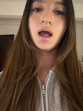 aly golden  online show from 05/07/26, 10:59