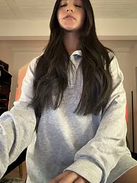 aly golden  online show from 06/01/26, 12:18