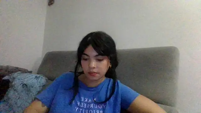 Kiri Cutee online show from 12/20/24, 05:47