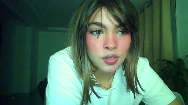 Kiri Cutee online show from 11/15/25, 04:32