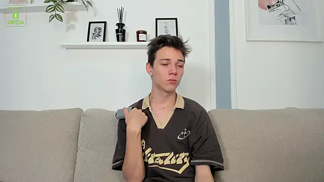 Snapshot of Viego_Pattel chatting on 09/17/25, 04:30 Viego Pattel online show from 09/17/25, 04:30