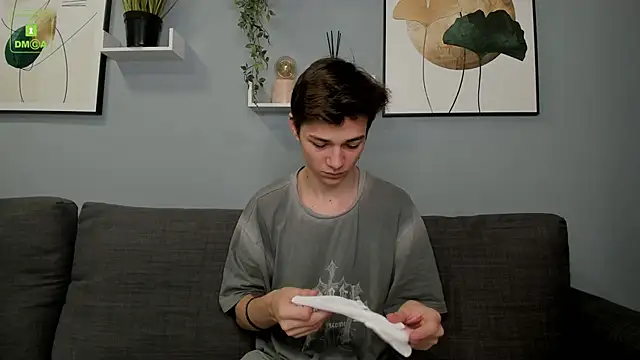 Snapshot of Viego_Pattel chatting on 10/17/25, 04:20 Viego Pattel online show from 10/17/25, 04:20