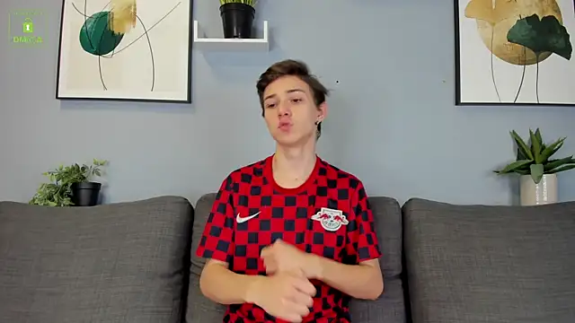 Snapshot of Viego_Pattel chatting on 11/14/25, 05:22 Viego Pattel online show from 11/14/25, 05:22