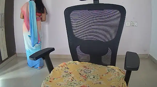 Swetaa  online show from 01/26/25, 06:07