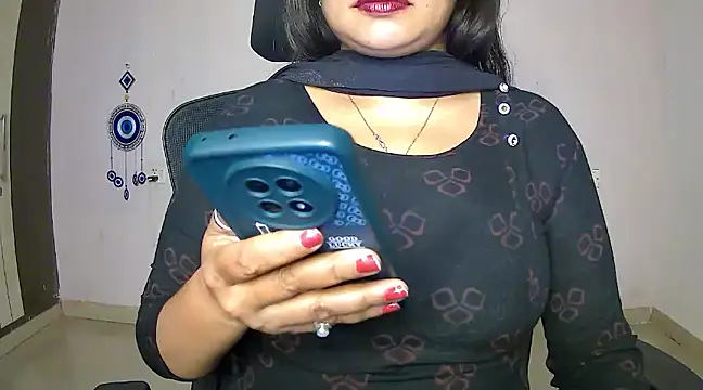 Swetaa  online show from 02/17/25, 01:21