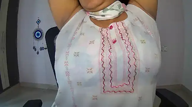 Swetaa  online show from 02/23/25, 06:49